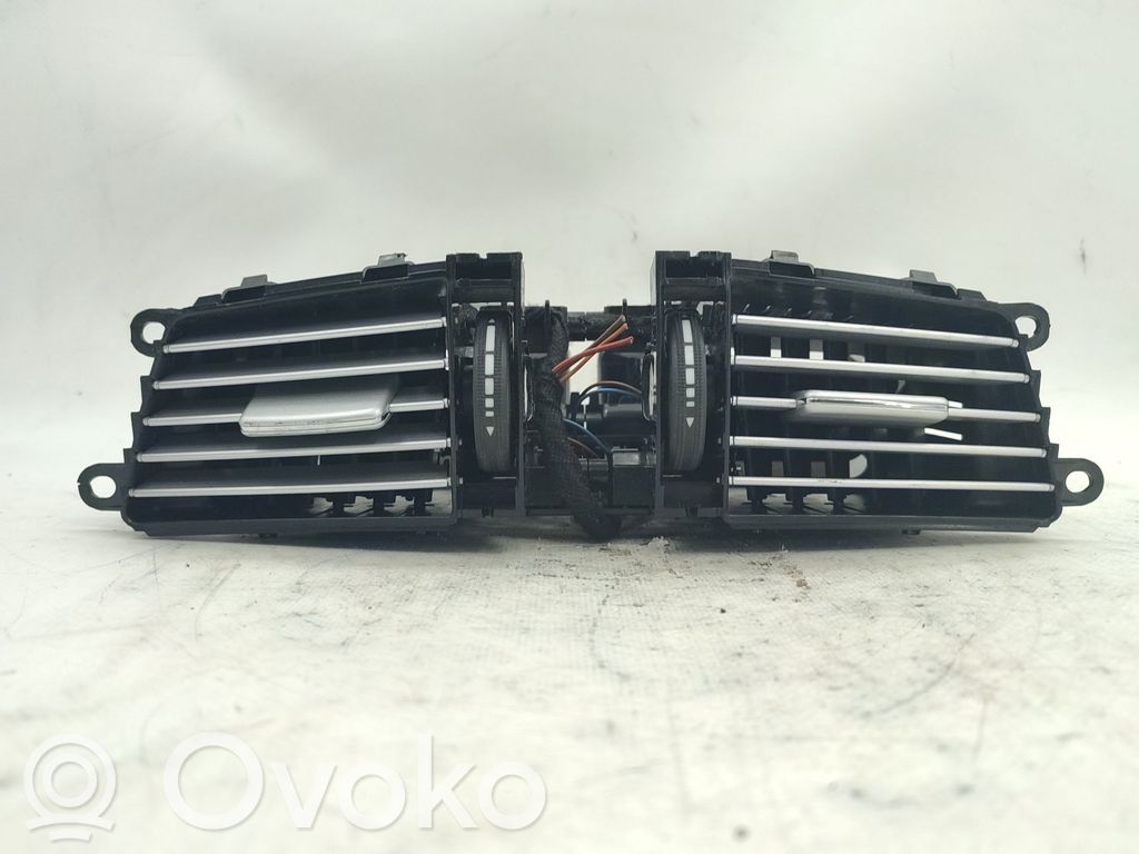 Mercedes-Benz E A207 Grilă ventilație centrală 