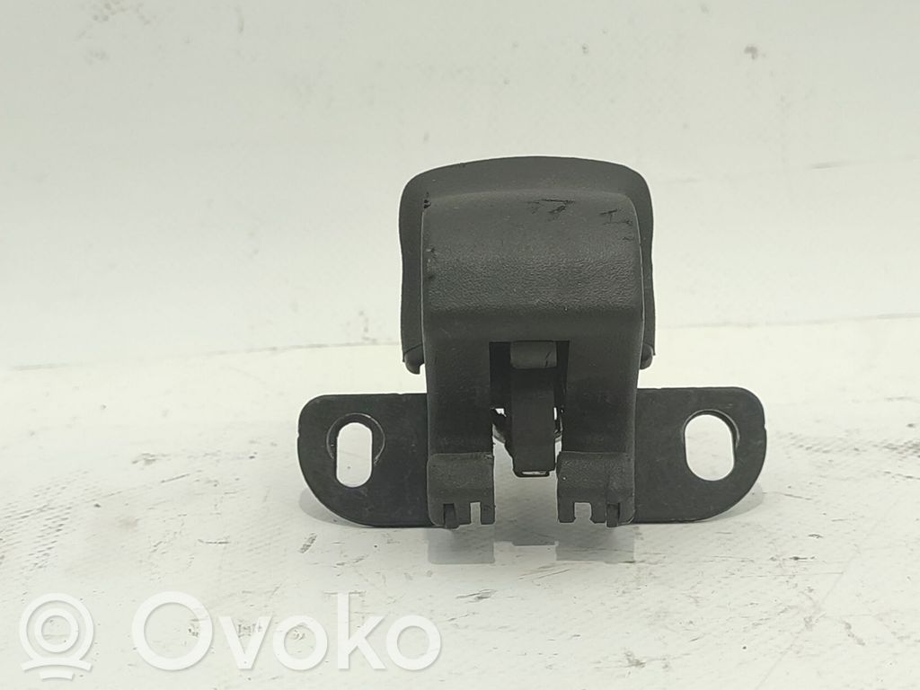 Tailgate lock latch