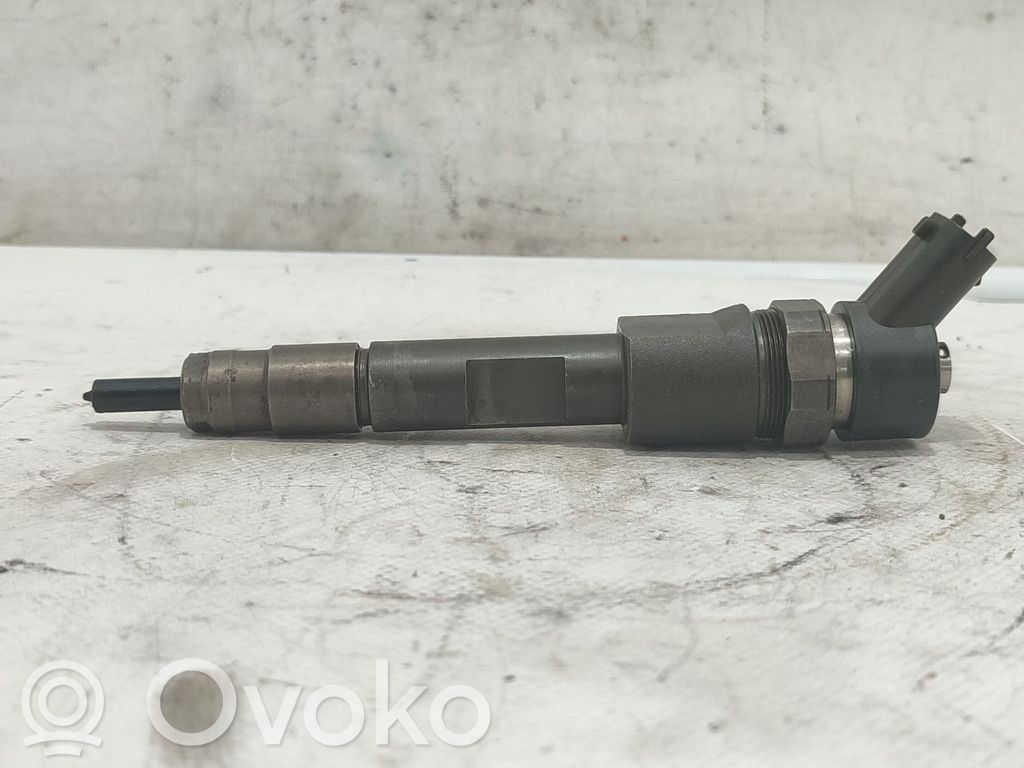 Inyector de combustible   1531067JG0000