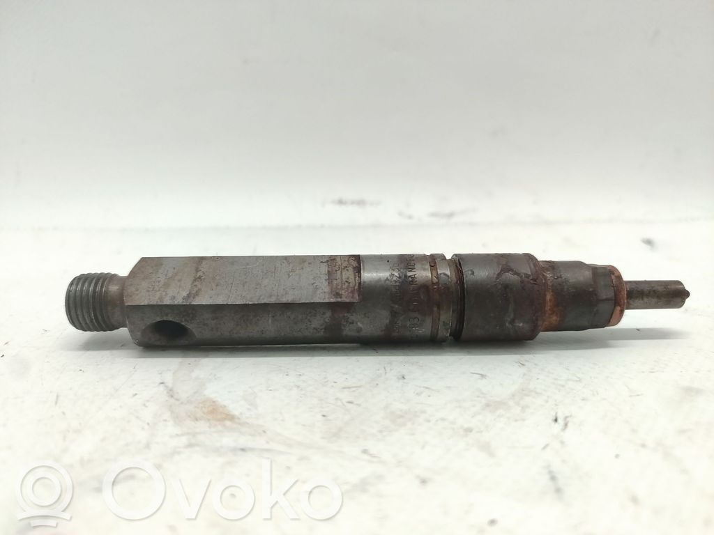 Inyector de combustible   7700875036,7700112883