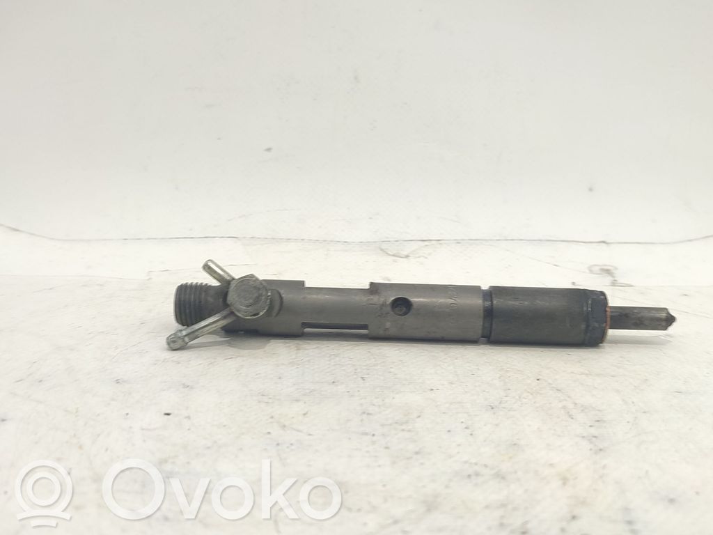 Inyector de combustible   0432193701,0432193701