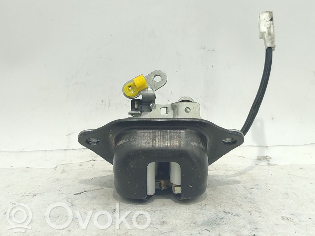Nissan Almera N16 Loquet de verrouillage de hayon