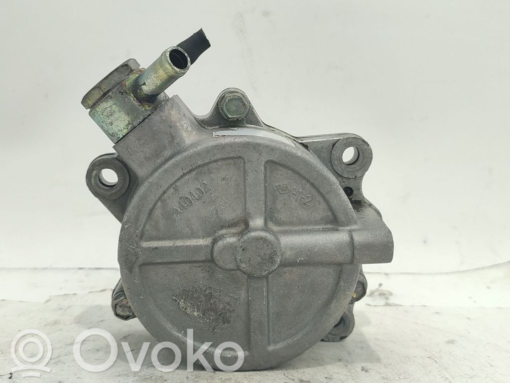 Nissan Almera N16 Pompa a vuoto 