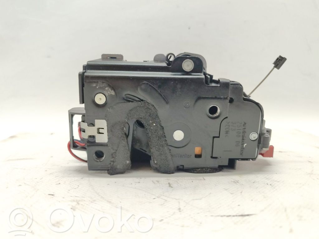 Skoda Fabia Mk2 (5J) Serratura portiera posteriore