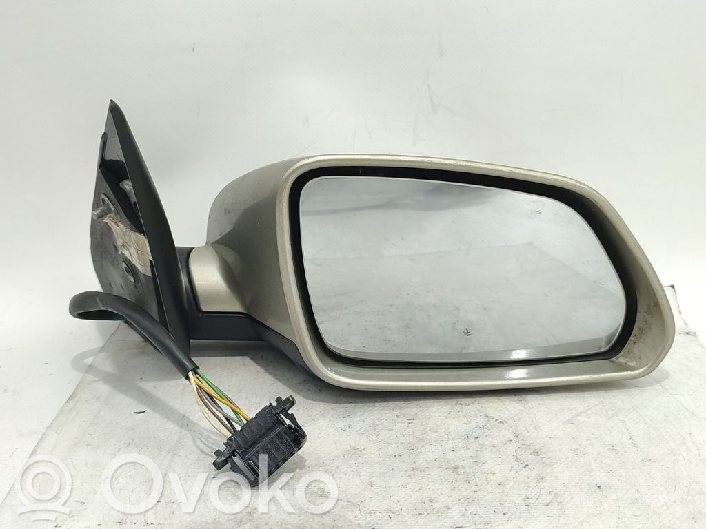 Skoda Octavia Mk2 (1Z) Specchietto retrovisore elettrico portiera anteriore