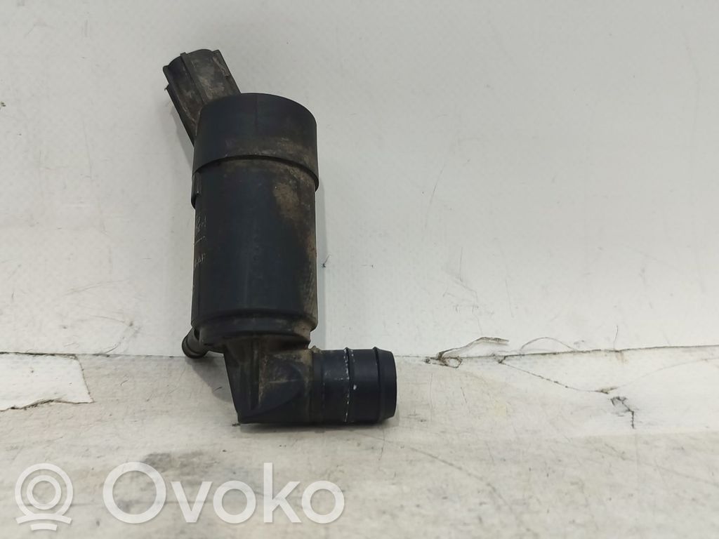 Windscreen/windshield washer pump   1791929,BV6117K624AB