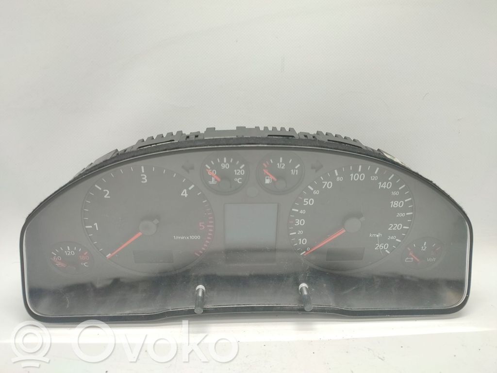 Audi A6 Allroad C5 Tachimetro (quadro strumenti)