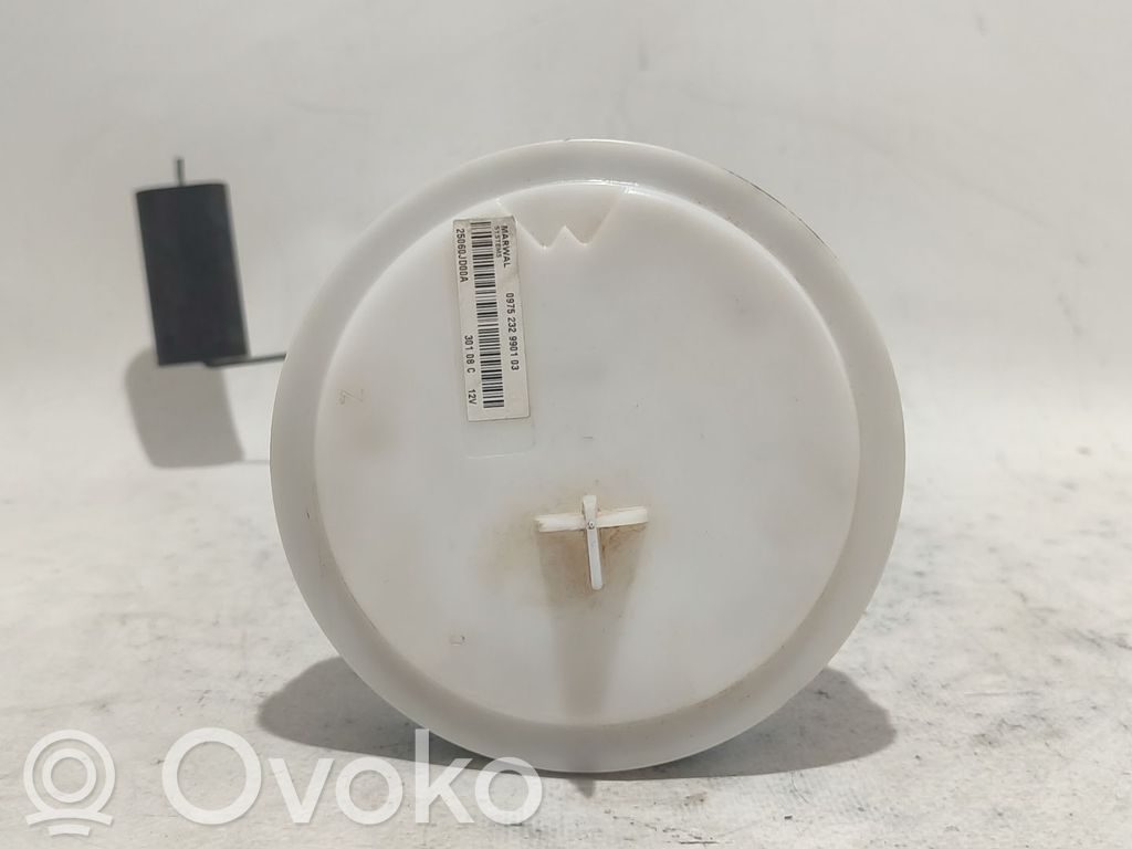 Nissan Qashqai+2 Pompa paliwa w zbiorniku 