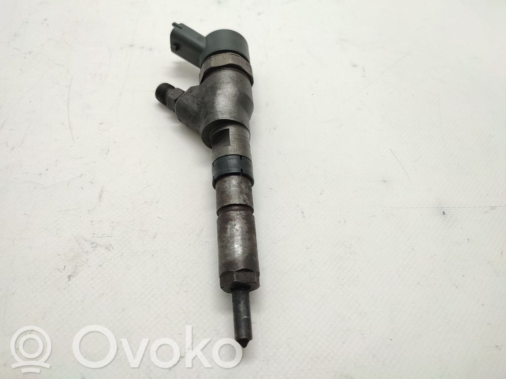 Inyector de combustible   1980H7,9641742880
