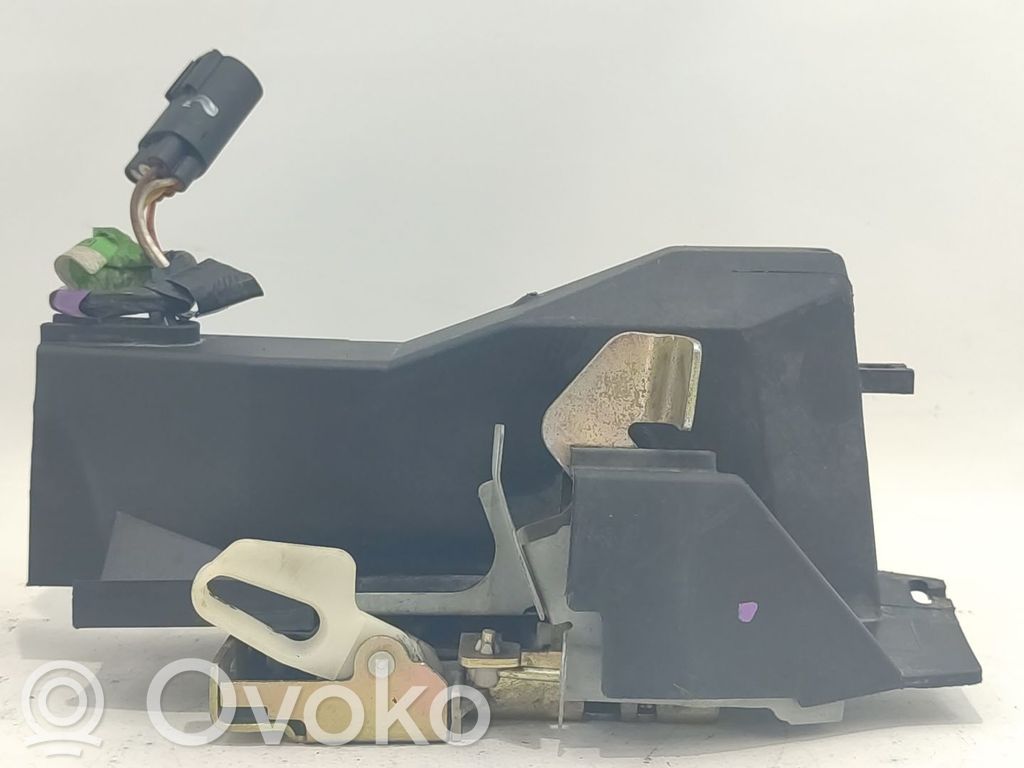 Zamek drzwi przednich   1043301,95AGA219A65CE