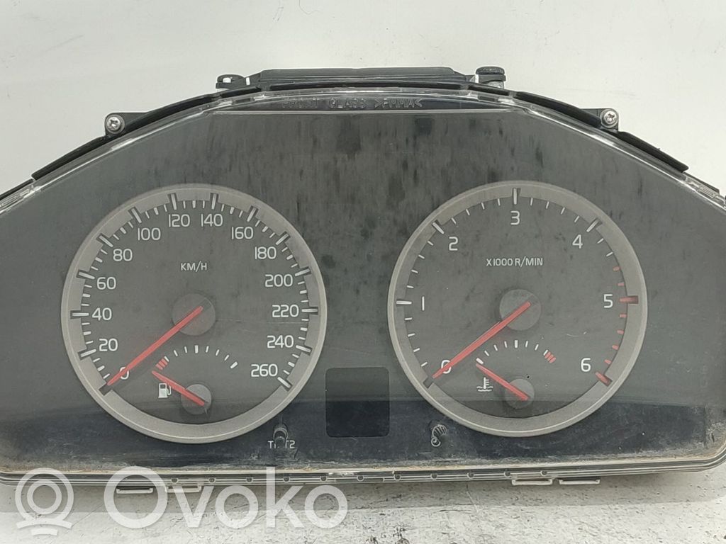 Volvo C30 Vitezometru (grup de instrumente)