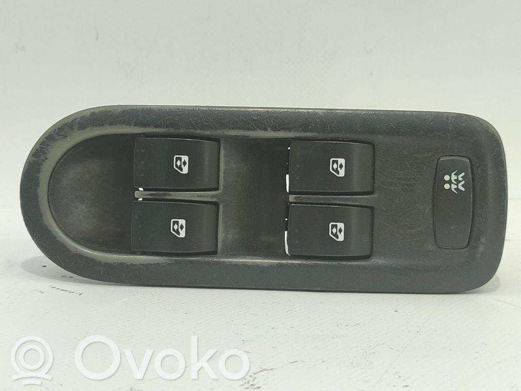 Renault Megane II Schalter el. Fensterheber 