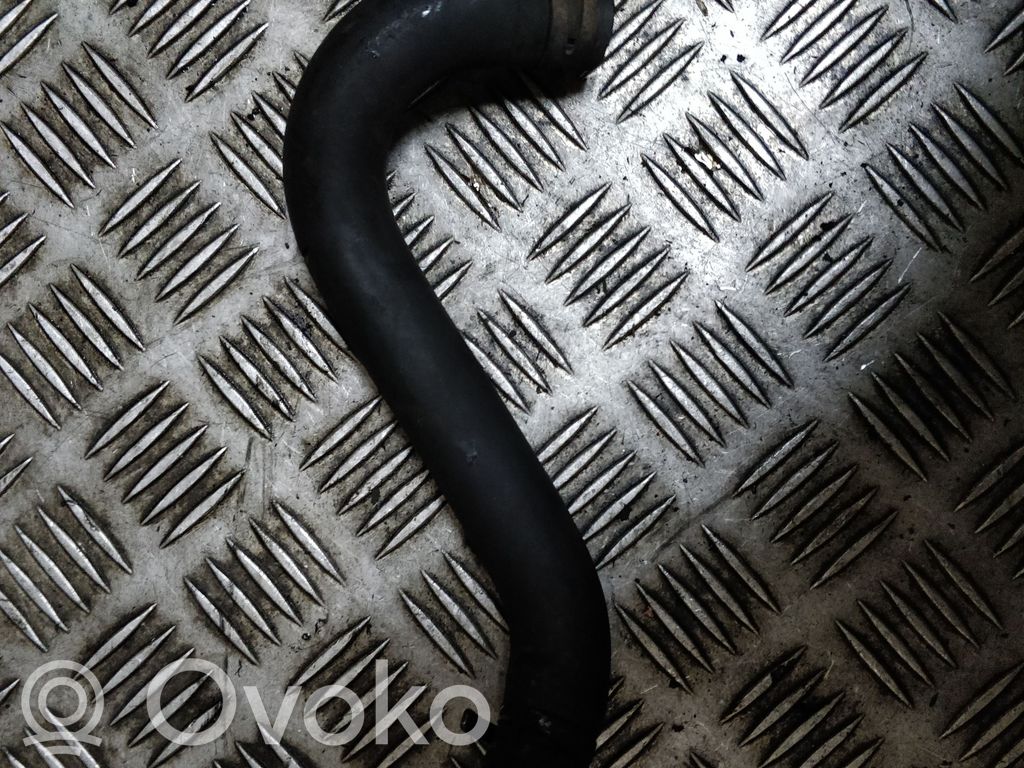 Engine coolant pipe/hose