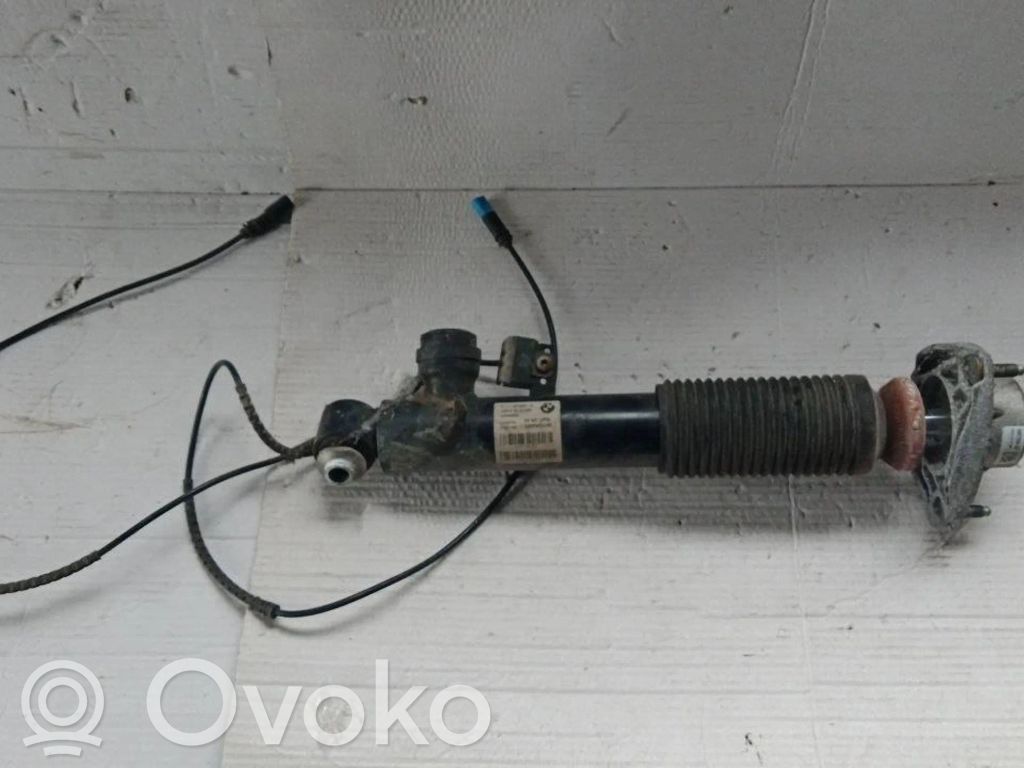 BMW X5 F15 Aizmugurē amortizators 