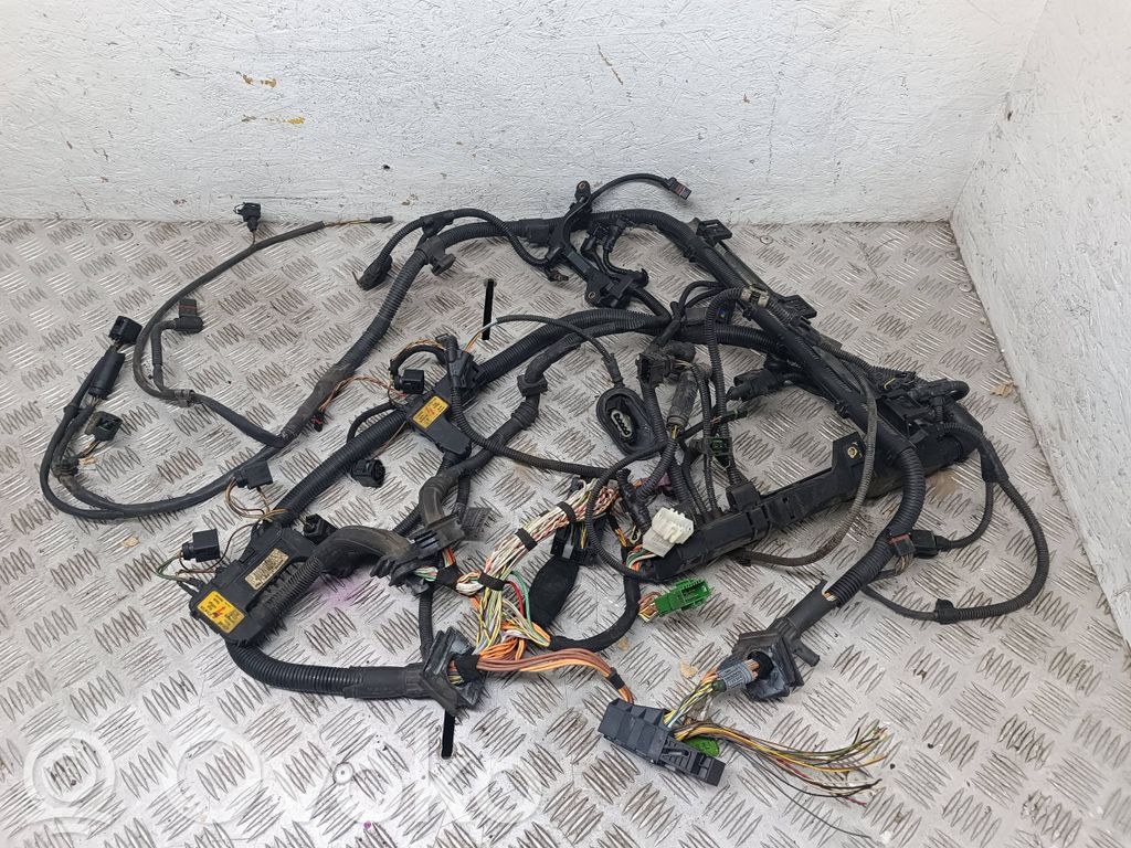 BMW 3 E90 E91 Engine installation wiring loom 