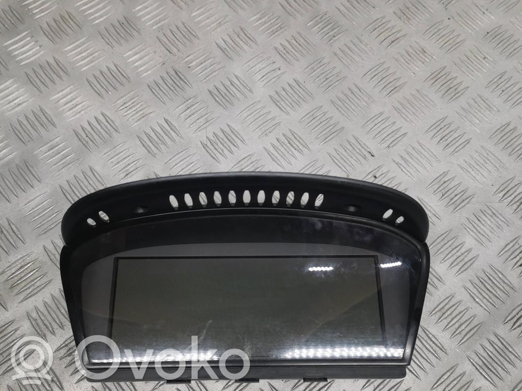 Screen/display/small screen   65826989396,611260003023,A2C53177138
