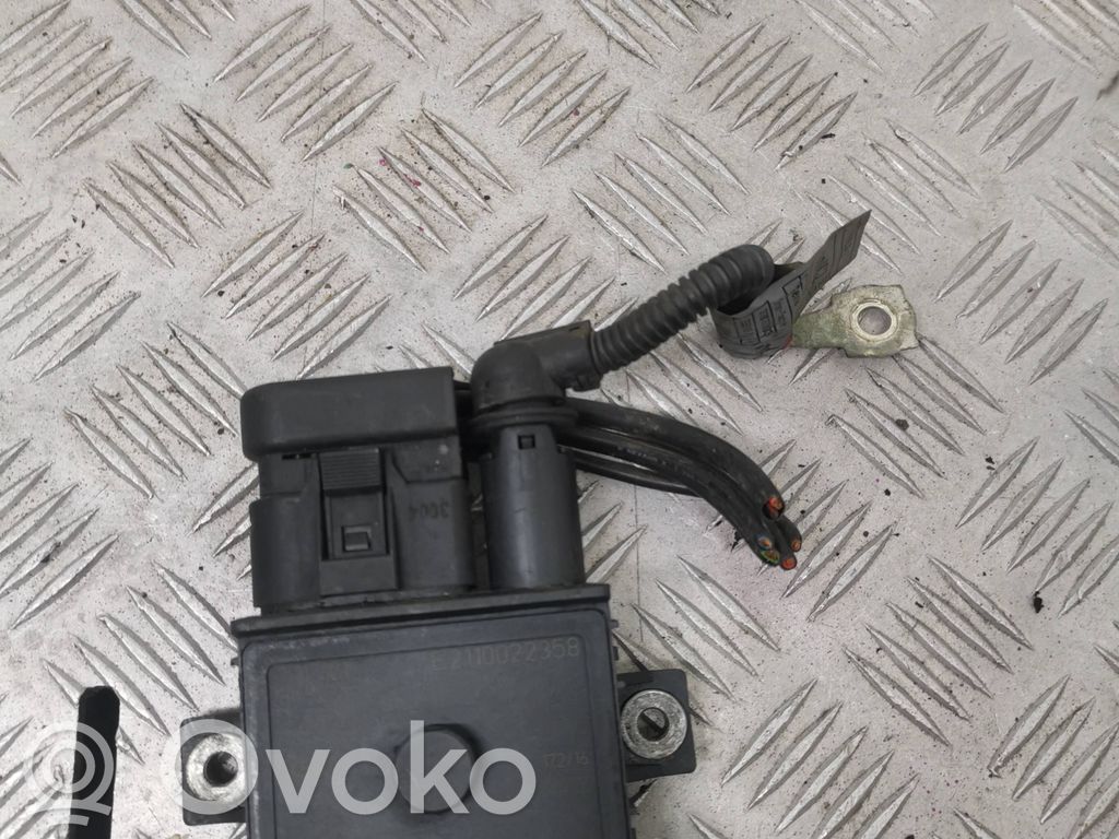 Kvēlsveču relejs   E2110022358,0006095997,052212070