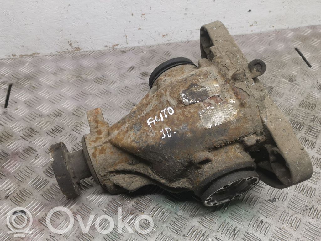 BMW 5 E39 Galinis reduktorius 