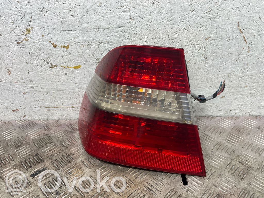 Rear/tail lights   6910531,3880131
