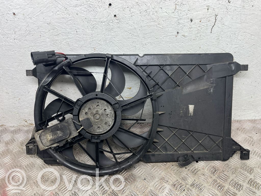 Ford Focus C-MAX Elektrisks radiatoru ventilators 