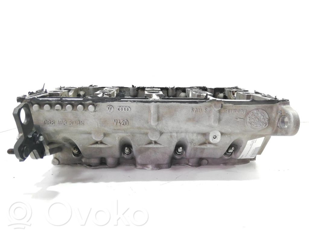 Volkswagen PASSAT B5.5 Engine head 