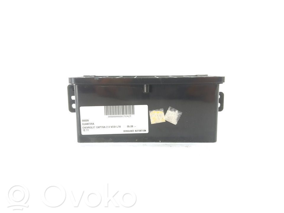 Chevrolet Captiva Handschuhfach 