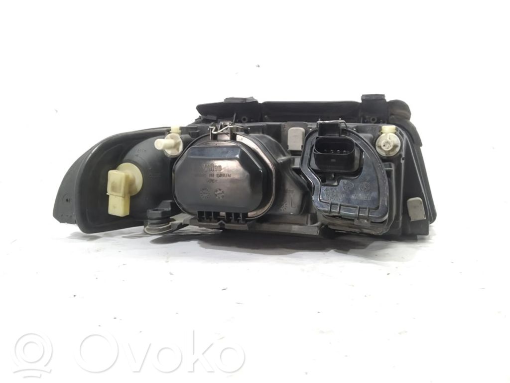 Audi A4 S4 B5 8D Scheinwerfer 