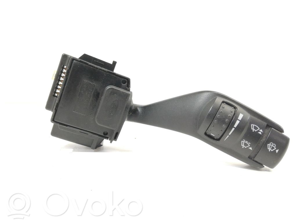 Ford Focus Ручка стеклоочистителей 