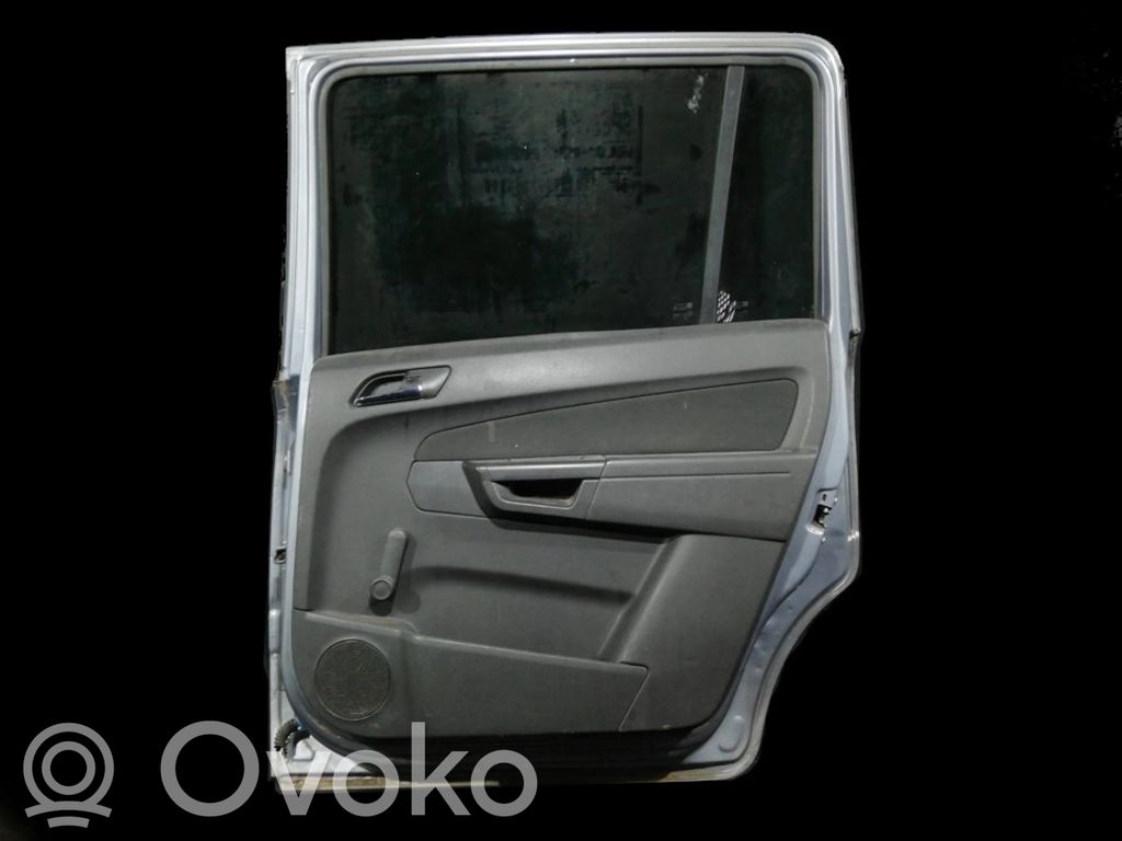 Opel Zafira B Puerta trasera 