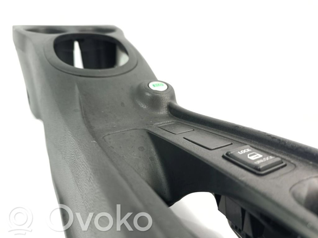Nissan Note (E12) Center console 