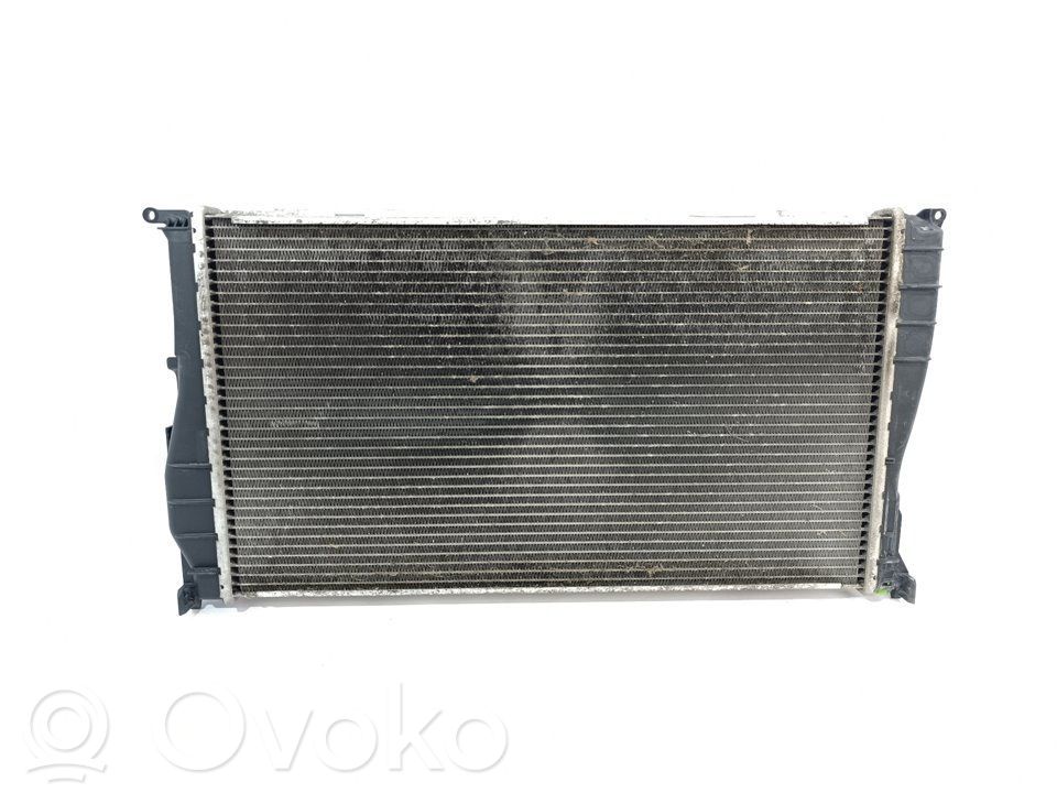 BMW 3 E90 E91 Coolant radiator 