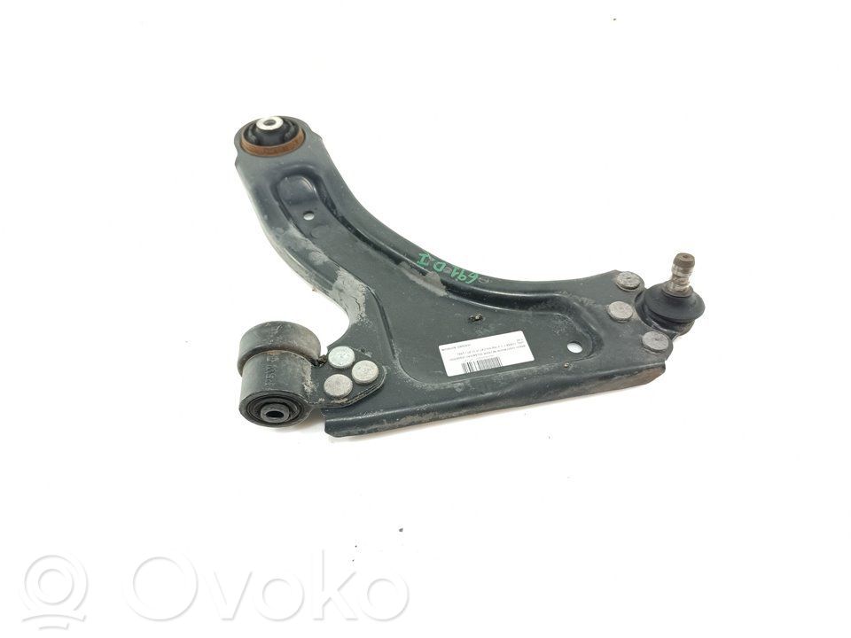 Opel Corsa C Рычаг 