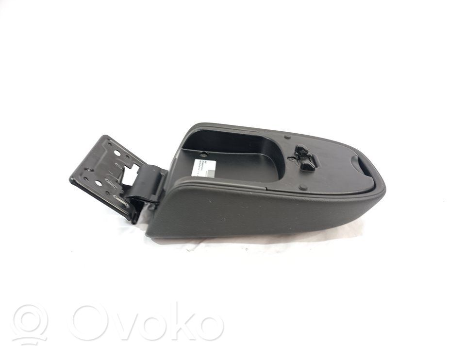 Ford Focus Armrest 