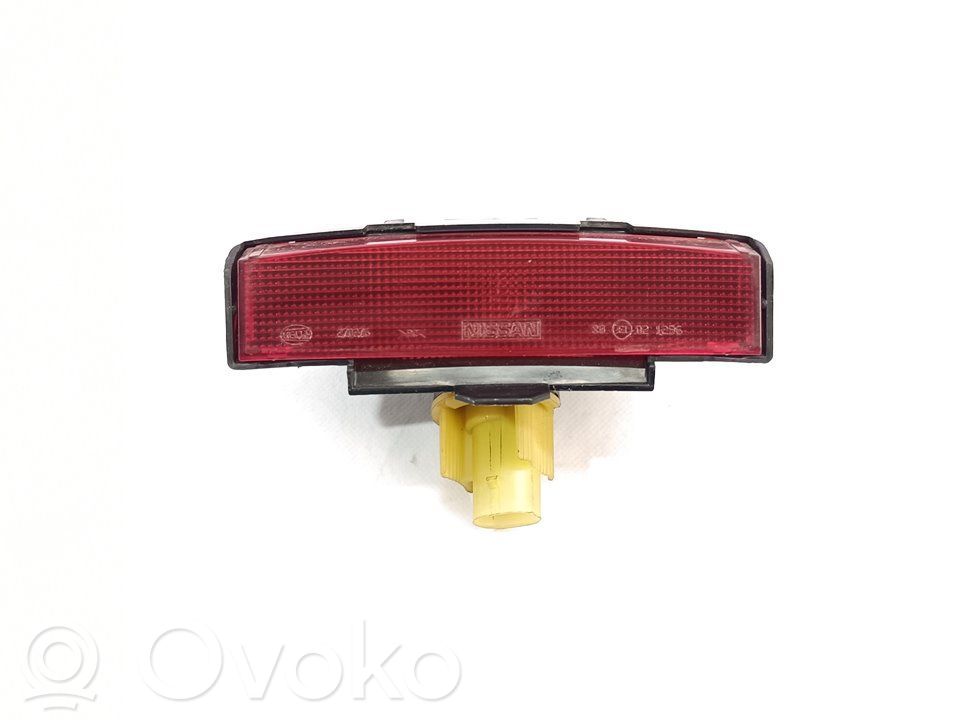 Nissan Primera Trzecie światło stop 