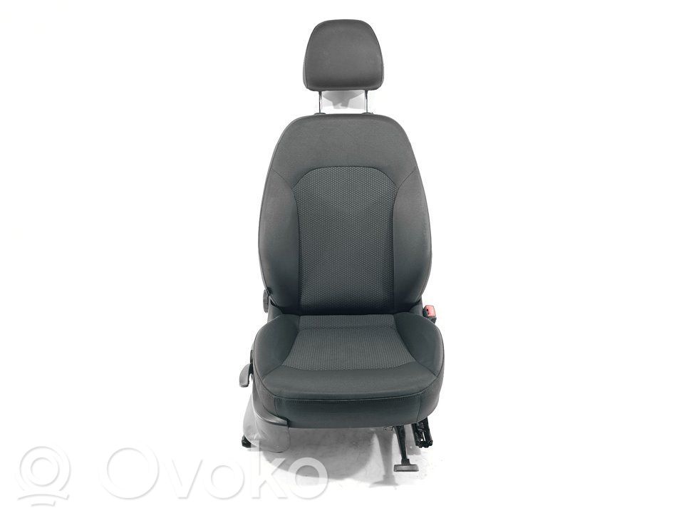 Audi A1 Etumatkustajan istuin 