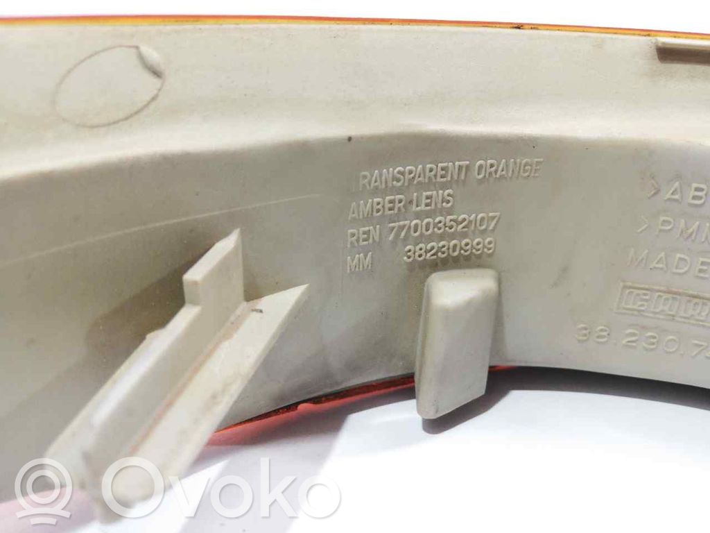 Renault Master II Headlight/headlamp 