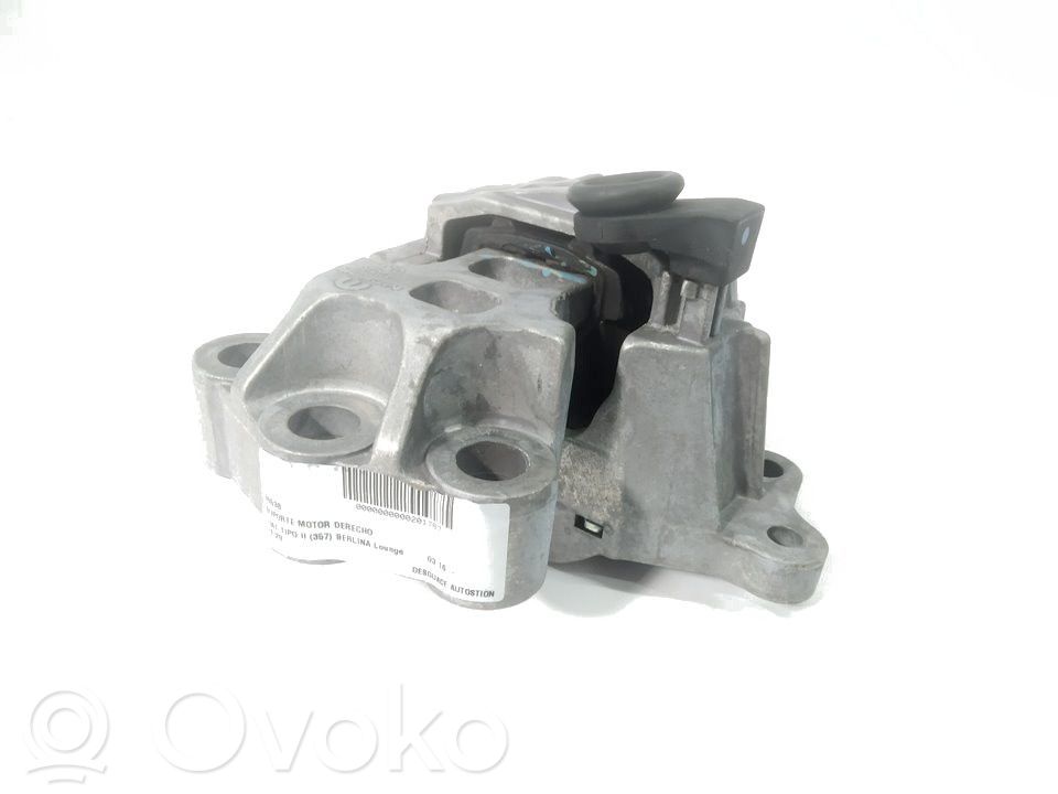 Fiat Tipo Engine mount bracket 