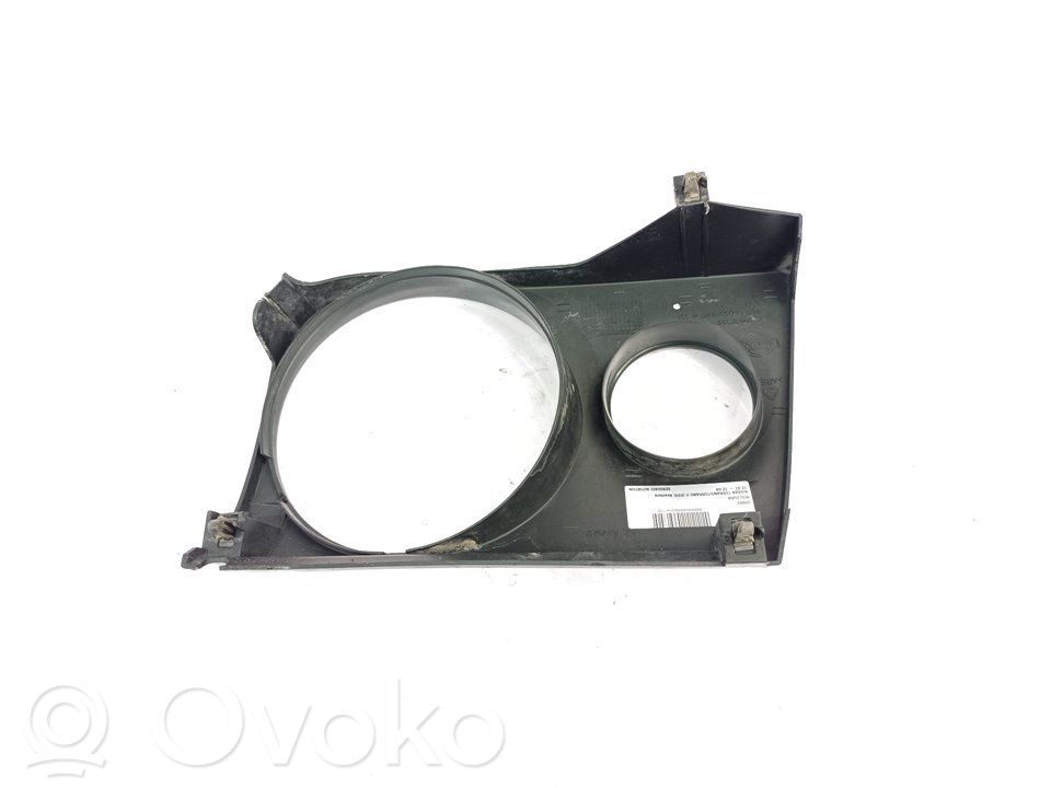 Trim molding   624107F