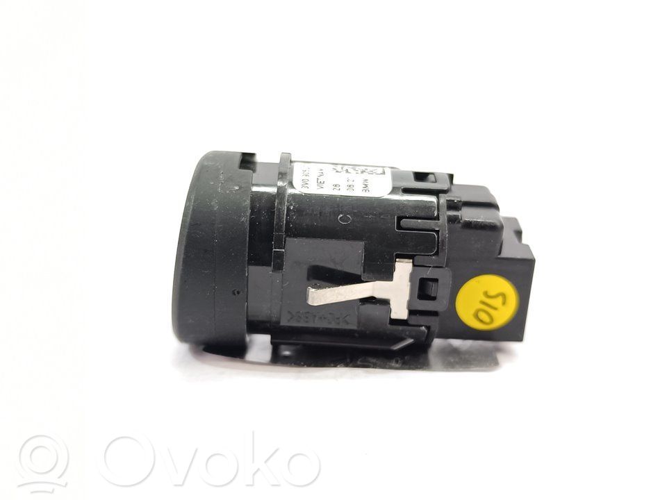 Skoda Scala Ignition lock 