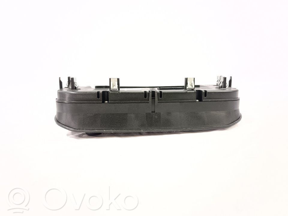 Jaguar XE Climate control unit 