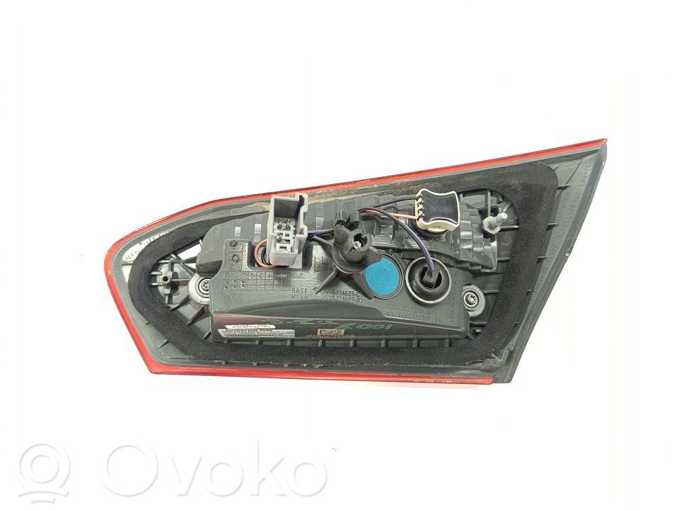 Ford Focus Tailgate rear/tail lights 
