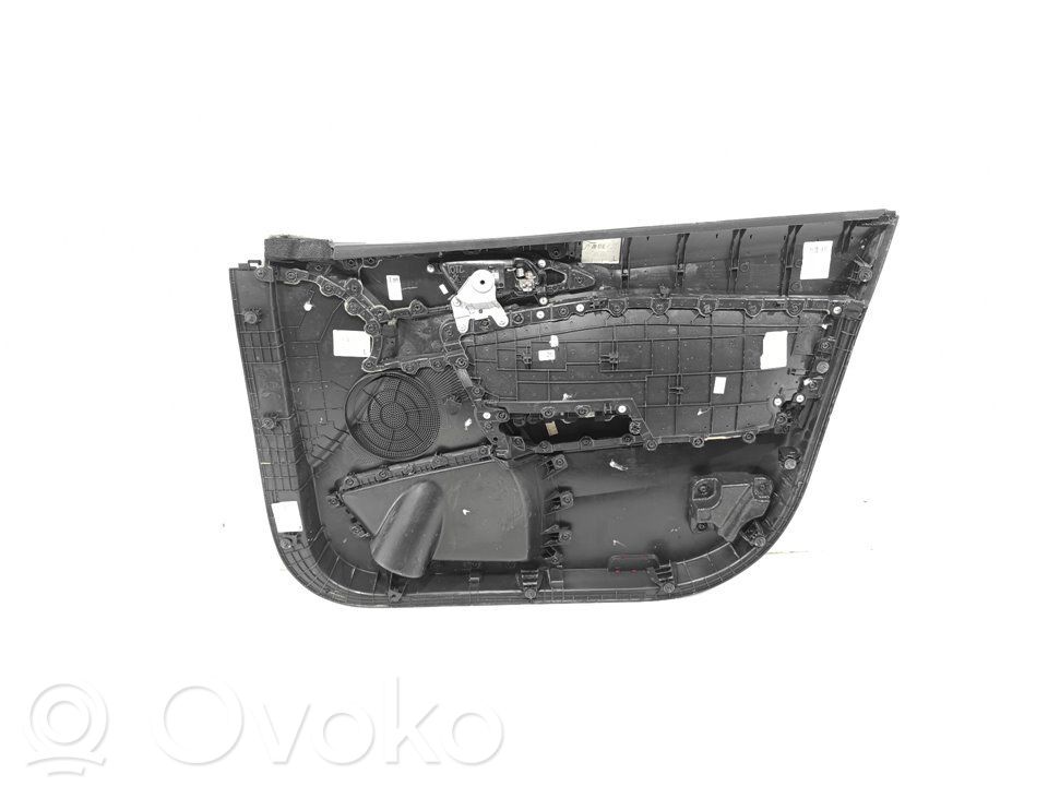 KIA Xceed Etuoven verhoilu 