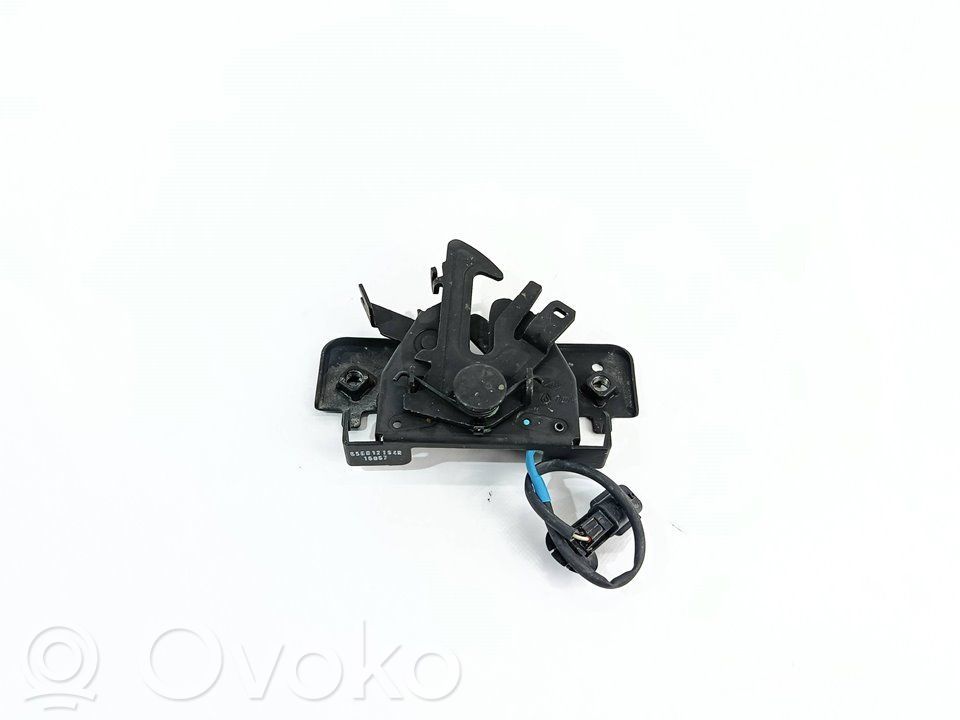 Renault Megane IV Tie down hook / loop 