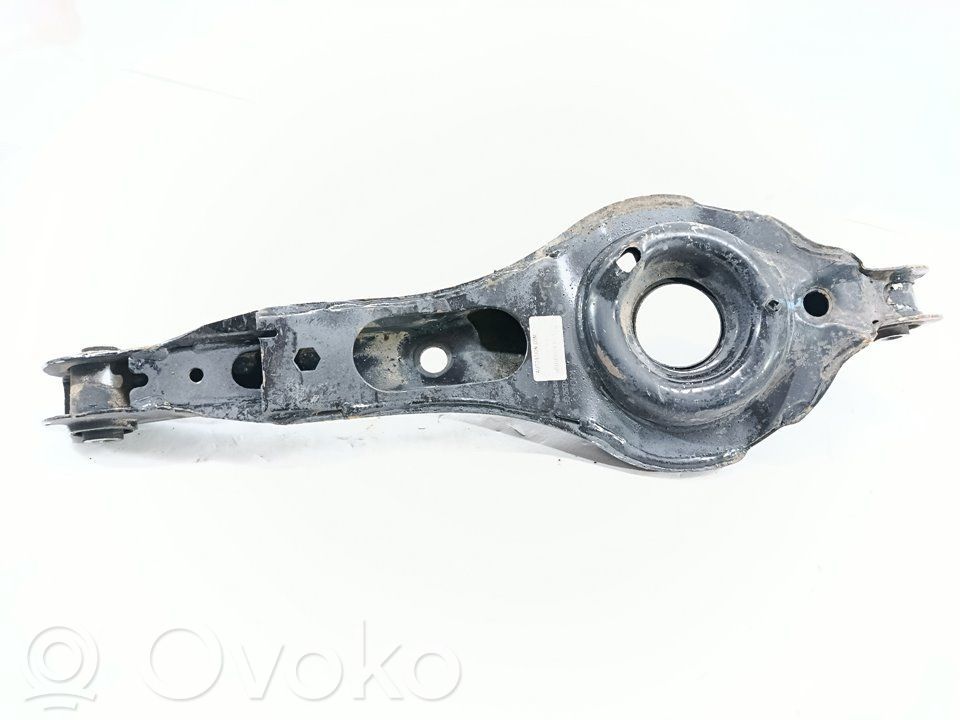 Volvo C30 Рычаг 