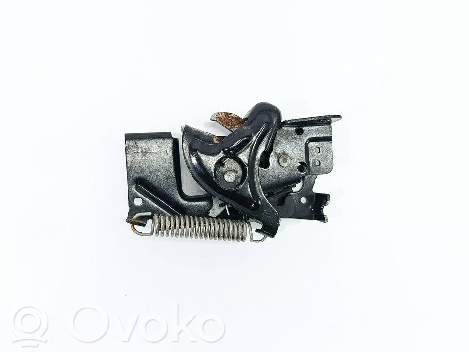 BMW 1 F20 F21 Tie down hook / loop 