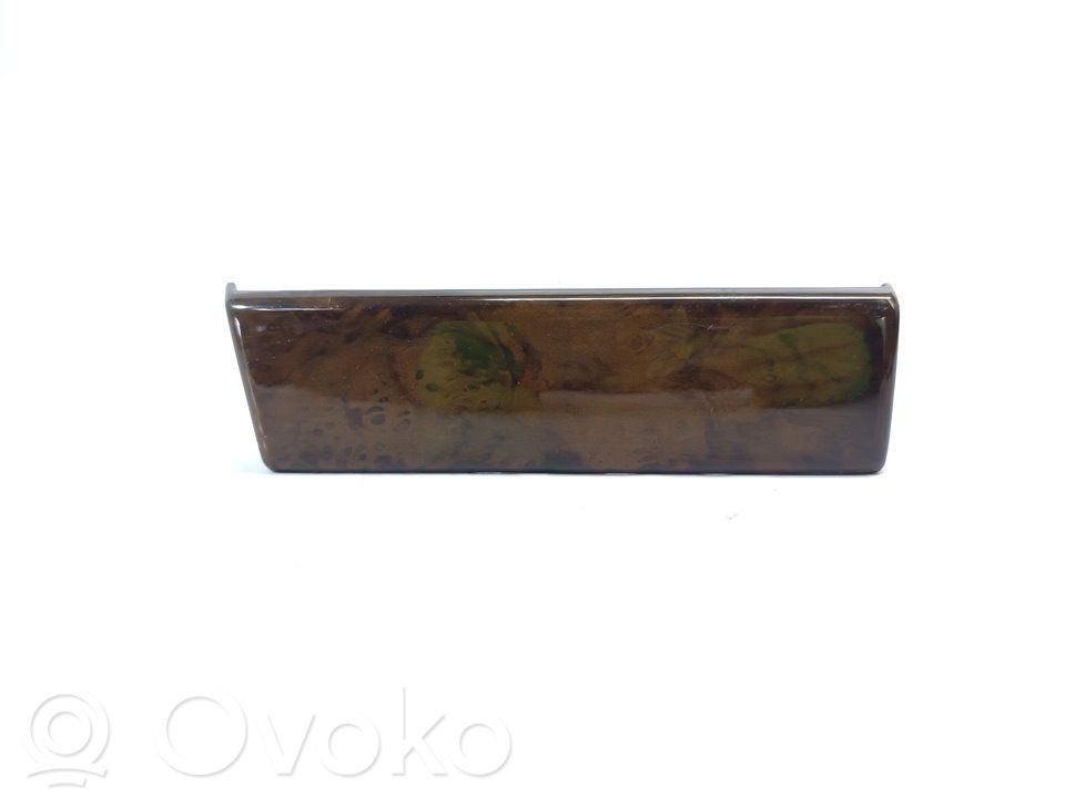 Moldura embellecedora   8211427