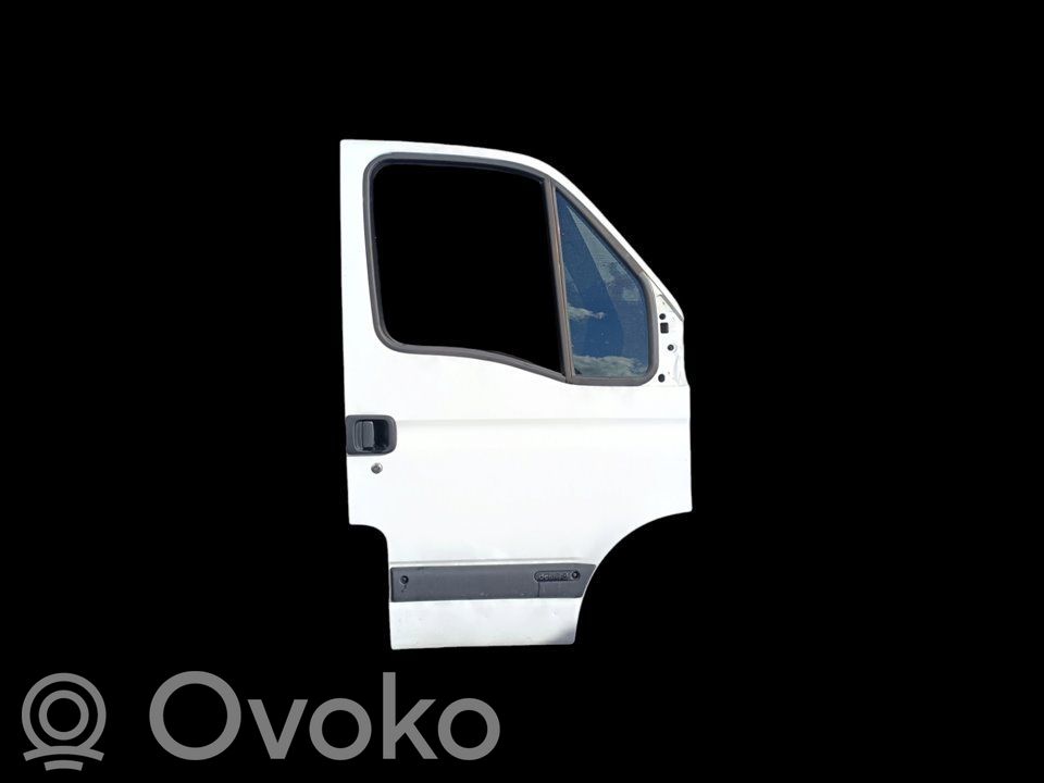 Nissan Interstar Puerta delantera 