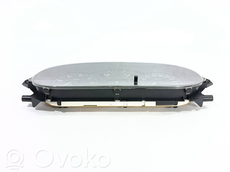 Renault Megane I Speedometer (instrument cluster) 