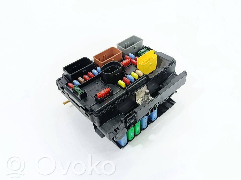 Módulo de fusible   9667199780