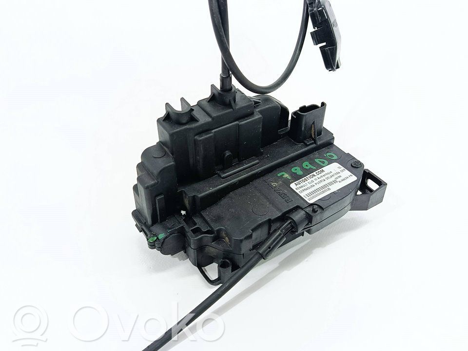 Renault Clio III Zamek drzwi przednich 